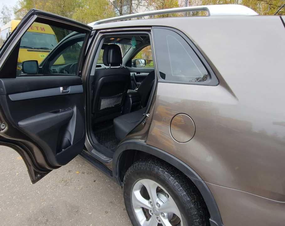 KIA Sorento II рестайлинг, 2014 год, 1 550 000 рублей, 2 фотография