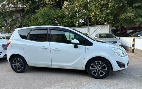 Opel Meriva, 2013 год, 850 000 рублей, 4 фотография