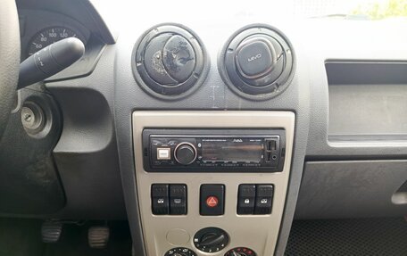 Renault Logan I, 2007 год, 200 000 рублей, 18 фотография