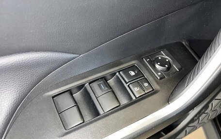 Toyota RAV4, 2023 год, 3 700 000 рублей, 10 фотография