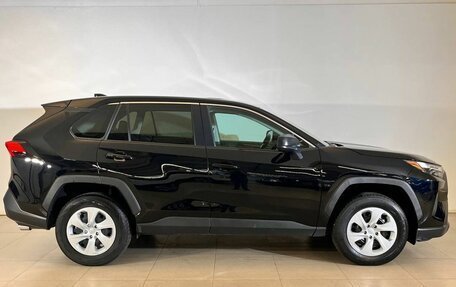 Toyota RAV4, 2023 год, 3 700 000 рублей, 7 фотография
