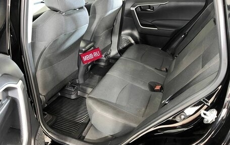 Toyota RAV4, 2023 год, 3 700 000 рублей, 18 фотография