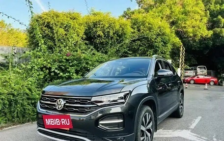 Volkswagen Touareg III, 2022 год, 4 215 000 рублей, 3 фотография