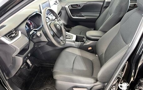 Toyota RAV4, 2023 год, 3 700 000 рублей, 9 фотография