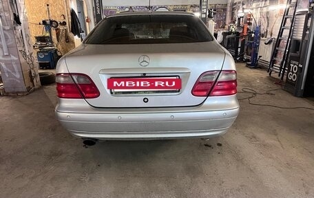 Mercedes-Benz CLK-Класс, 2001 год, 485 000 рублей, 3 фотография