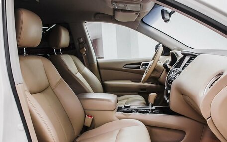 Nissan Pathfinder, 2015 год, 1 670 000 рублей, 8 фотография