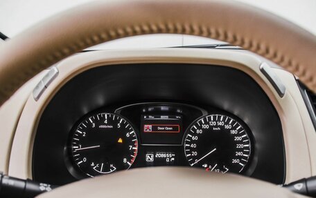 Nissan Pathfinder, 2015 год, 1 670 000 рублей, 15 фотография
