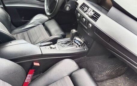 BMW 5 серия, 2004 год, 750 000 рублей, 6 фотография