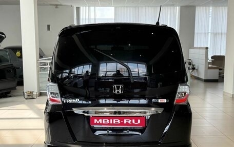 Honda Freed I, 2012 год, 1 050 000 рублей, 6 фотография