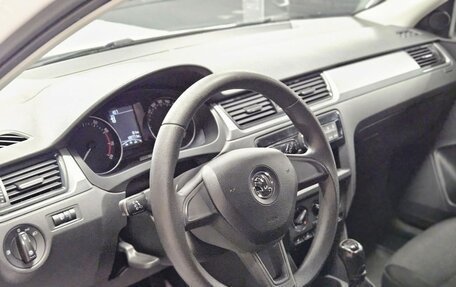 Skoda Rapid I, 2017 год, 980 000 рублей, 5 фотография