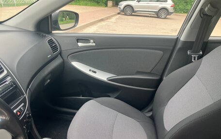 Hyundai Solaris II рестайлинг, 2012 год, 979 000 рублей, 6 фотография