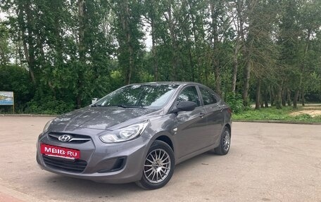 Hyundai Solaris II рестайлинг, 2012 год, 979 000 рублей, 2 фотография