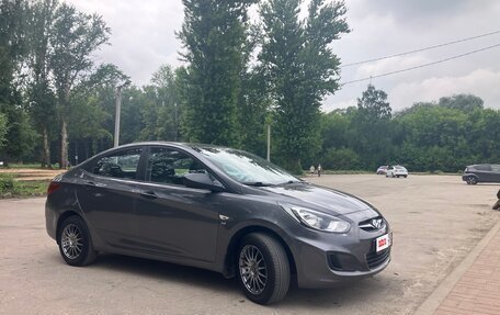 Hyundai Solaris II рестайлинг, 2012 год, 979 000 рублей, 18 фотография