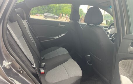Hyundai Solaris II рестайлинг, 2012 год, 979 000 рублей, 23 фотография