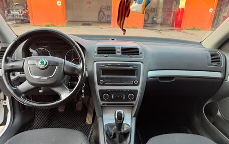 Skoda Octavia, 2012 год, 800 000 рублей, 3 фотография