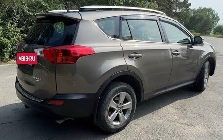 Toyota RAV4, 2015 год, 1 790 000 рублей, 3 фотография