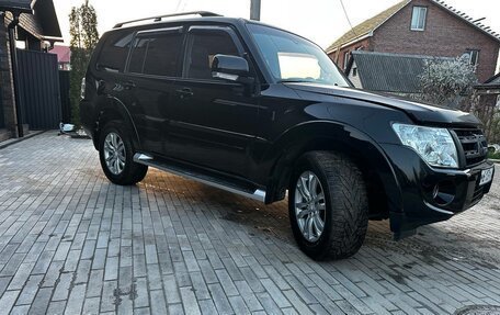 Mitsubishi Pajero IV, 2012 год, 2 100 000 рублей, 2 фотография