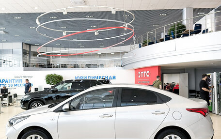 Hyundai Solaris II рестайлинг, 2019 год, 1 250 000 рублей, 12 фотография
