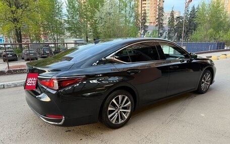 Lexus ES VII, 2021 год, 4 000 000 рублей, 5 фотография