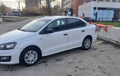 Volkswagen Polo VI (EU Market), 2018 год, 700 000 рублей, 5 фотография