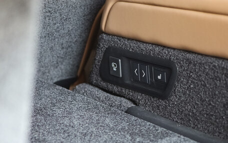 Land Rover Range Rover IV рестайлинг, 2024 год, 21 000 000 рублей, 11 фотография