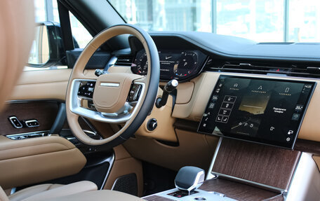 Land Rover Range Rover IV рестайлинг, 2024 год, 21 000 000 рублей, 19 фотография
