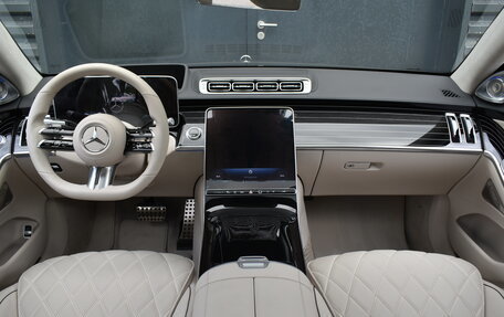 Mercedes-Benz S-Класс, 2024 год, 22 900 000 рублей, 13 фотография