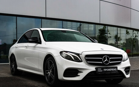 Mercedes-Benz E-Класс, 2016 год, 3 400 000 рублей, 5 фотография