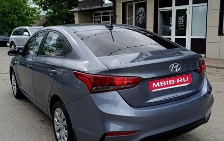 Hyundai Solaris II рестайлинг, 2018 год, 700 000 рублей, 7 фотография