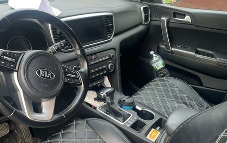 KIA Sportage IV рестайлинг, 2020 год, 2 150 000 рублей, 4 фотография