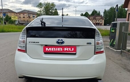 Toyota Prius, 2009 год, 1 050 000 рублей, 7 фотография