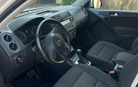 Volkswagen Tiguan I, 2011 год, 1 070 000 рублей, 5 фотография