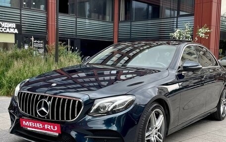 Mercedes-Benz E-Класс, 2016 год, 3 450 000 рублей, 4 фотография