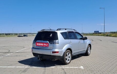 Mitsubishi Outlander III рестайлинг 3, 2011 год, 1 480 000 рублей, 7 фотография