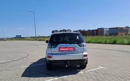 Mitsubishi Outlander III рестайлинг 3, 2011 год, 1 480 000 рублей, 6 фотография