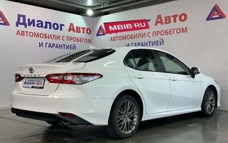 Toyota Camry, 2019 год, 2 697 000 рублей, 3 фотография