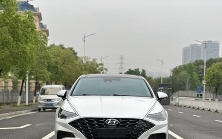 Hyundai Sonata VIII, 2021 год, 1 700 000 рублей, 2 фотография