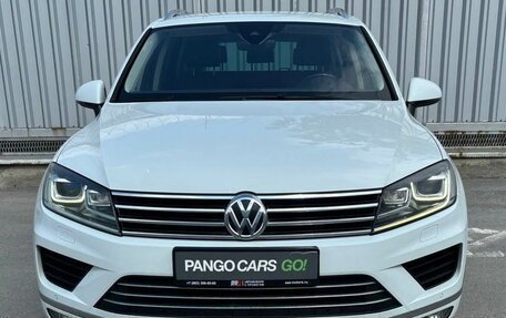 Volkswagen Touareg III, 2016 год, 2 330 000 рублей, 2 фотография