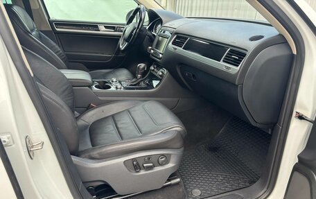 Volkswagen Touareg III, 2016 год, 2 330 000 рублей, 12 фотография
