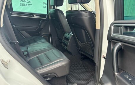 Volkswagen Touareg III, 2016 год, 2 330 000 рублей, 16 фотография