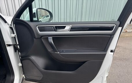 Volkswagen Touareg III, 2016 год, 2 330 000 рублей, 17 фотография
