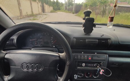 Audi A4, 1994 год, 165 000 рублей, 5 фотография