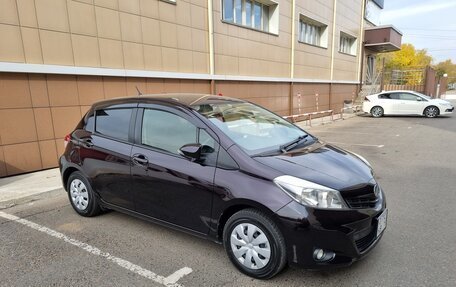 Toyota Vitz, 2013 год, 885 000 рублей, 4 фотография