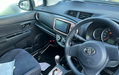 Toyota Vitz, 2013 год, 885 000 рублей, 13 фотография