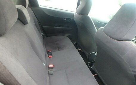 Toyota Vitz, 2013 год, 885 000 рублей, 25 фотография