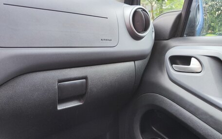Citroen Berlingo II рестайлинг, 2011 год, 600 000 рублей, 32 фотография