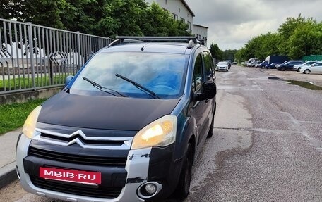 Citroen Berlingo II рестайлинг, 2011 год, 600 000 рублей, 39 фотография