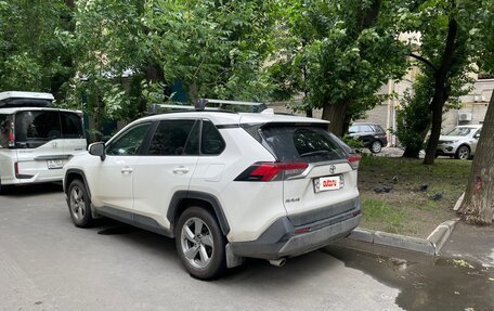 Toyota RAV4, 2020 год, 2 900 000 рублей, 3 фотография