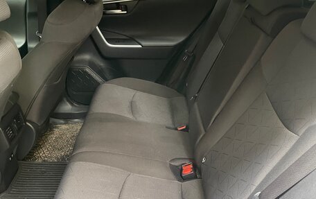 Toyota RAV4, 2020 год, 2 900 000 рублей, 6 фотография