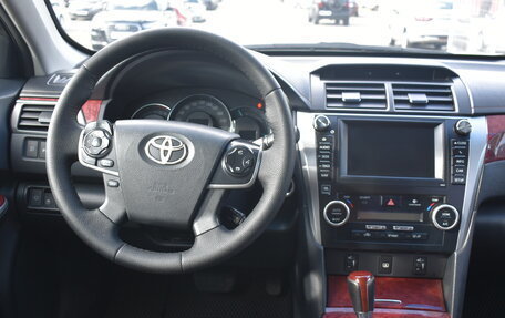 Toyota Camry, 2014 год, 1 599 000 рублей, 13 фотография